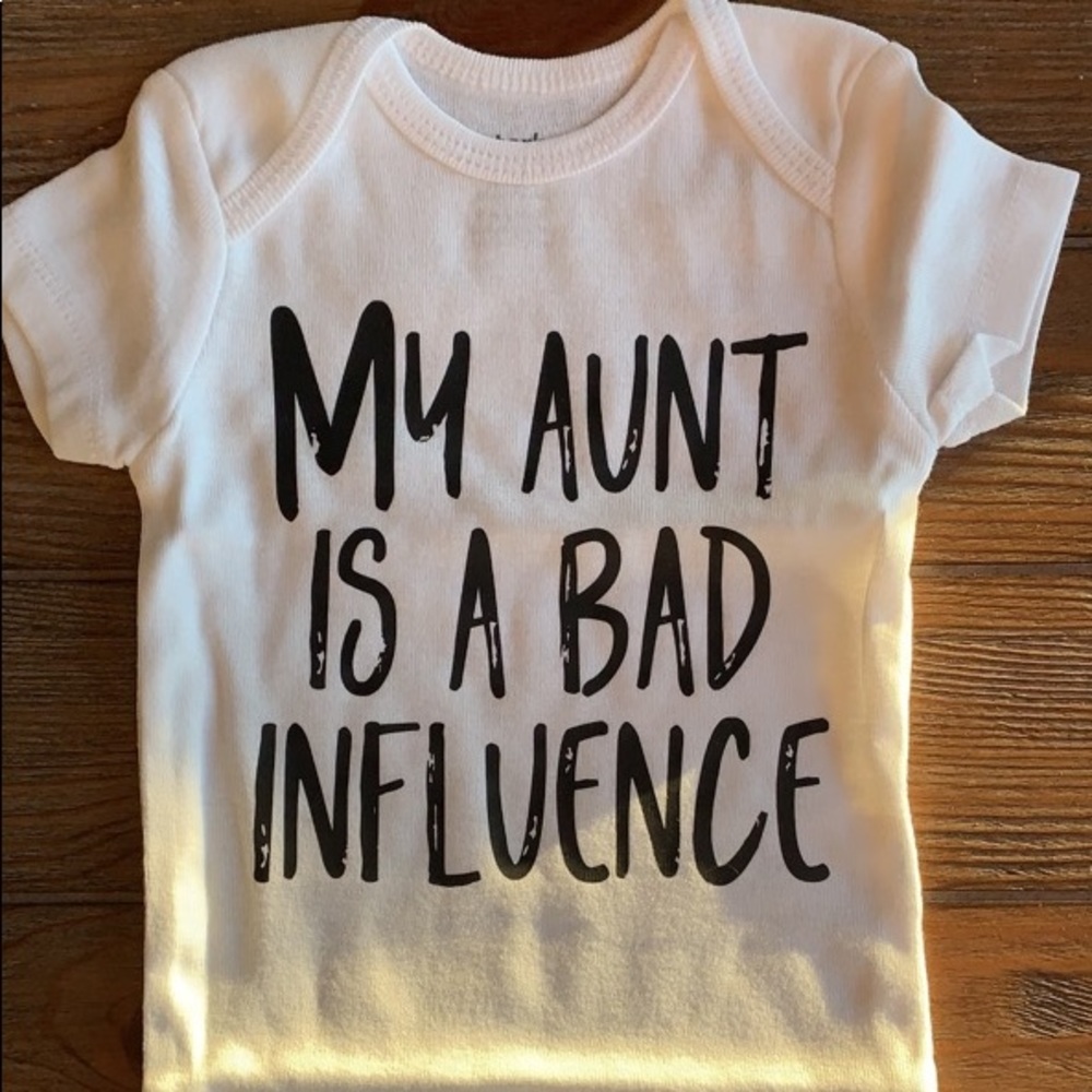 3M baby onesie with cute slogan